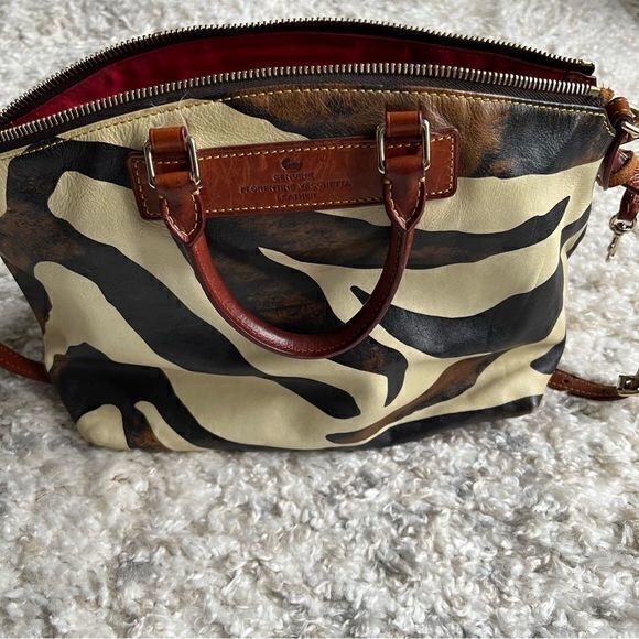 Dooney & Bourke Handbags - DOONEY & BURKE ANIMAL PRINT SATCHEL